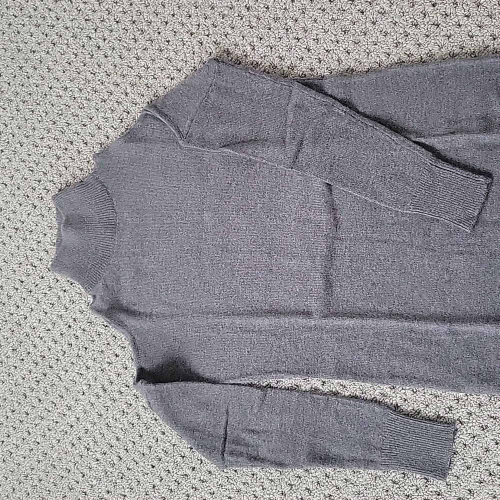 Halogen Shoulder cut out sweaters (2)